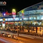 Suasana malam di Plaza Balikpapan