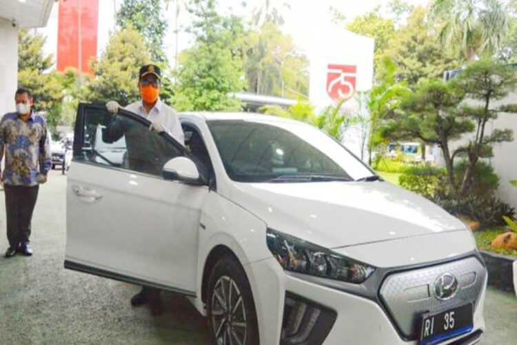 Menteri hingga Pejabat Eselon I dan II Harus Gunakan Mobil Listrik di IKN