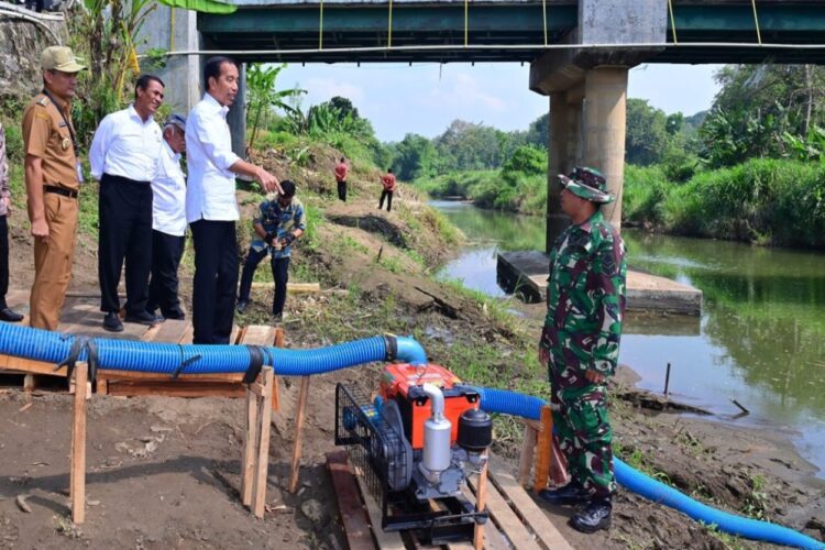 Presiden Jokowi Instruksikan Pompanisasi di Seluruh Provinsi untuk Antisipasi Kekeringan