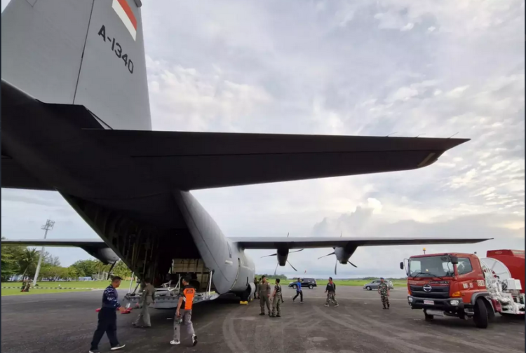 Lanud RSA Natuna melaksanakan pengangkutan pompa air minum untuk IKN dari Tiongok ke Balikpapan, Selasa 11 Juni 2024. Foto: Dok/TNI AU