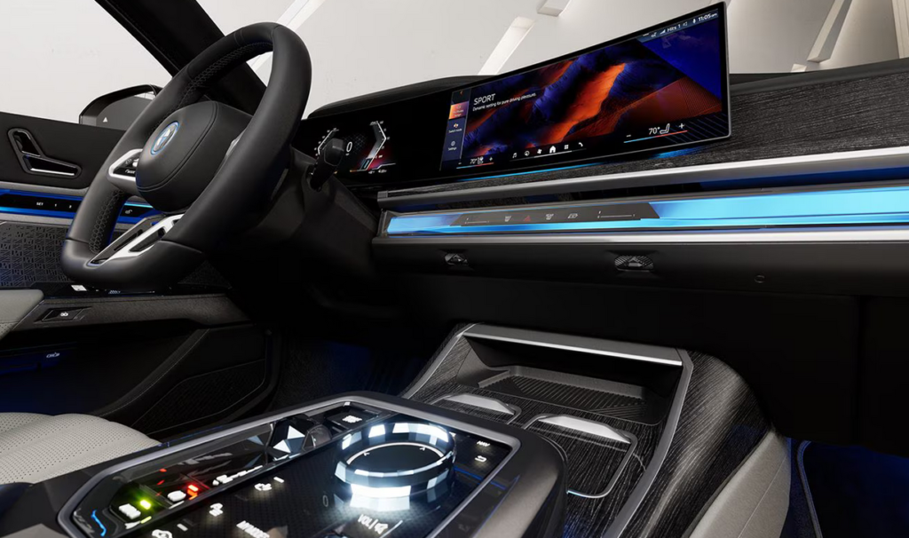 Interior bagian pengemudi BMW The i7. Foto: BMWGroup