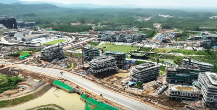 Progres pembangunan Kawasan inti pemerintahan IKN, Juli 2024. Foto: tangkapan layar/youtube/Dian Rana
