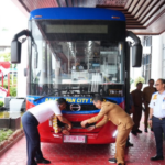 Pemkot Balikpapan mulai mengoperasikan bus City Trans yang melayani 4 koridor di Kota Balikpapan, Selasa 8 Juli 2024. Foto: Dok/Humas Pemkot Balikpapan