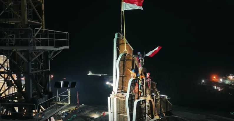 Topping Of puncak tertinggi Sayap Kanan Gedung Presiden IKN. Foto: Youtube