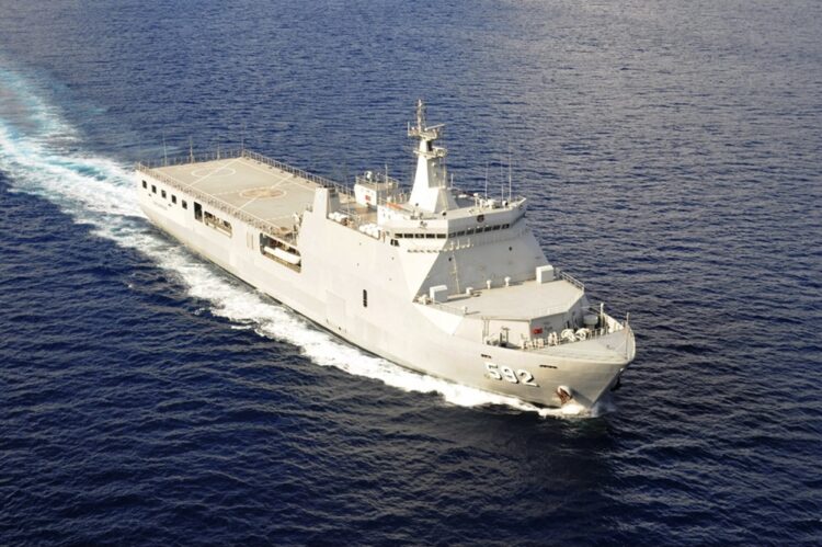 Kolinlamil Kirim 1 Kapal LDP ke IKN untuk Angkut Peralatan Upacara HUT Ke-79 RI