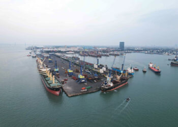 Pembangunan IKN Dongkrak Kinerja Pelabuhan Tanjung Perak 14,8 Persen