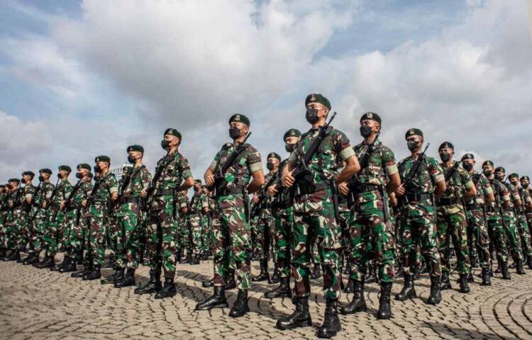 Ratusan Personel TNI-Polri untuk HUT Ke-79 RI di IKN Tiba di Pelabuhan Semayang
