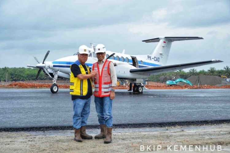 Menhub Budi: Uji Coba Runway Bandara IKN Berjalan Lancar