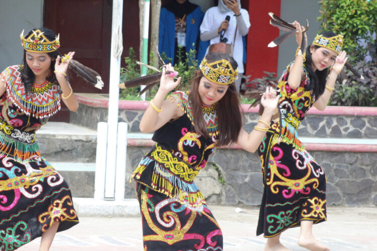 Mengenal Tarian Khas Kalimantan Timur IKN yang Kerap Ditampilkan di Festival Budaya