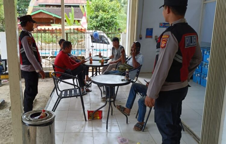 Tingkatkan Keakraban dengan Warga Sekitar IKN, Polsek Penajam Gelar Patroli Dialogis