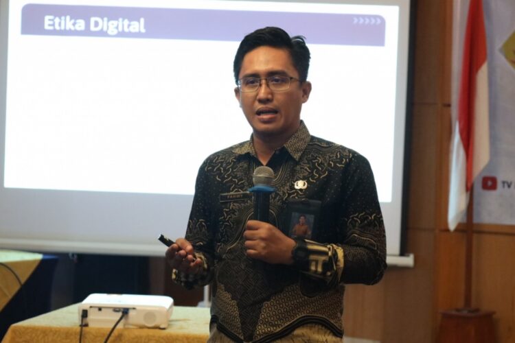 Aparatur Desa se-Kaltim Diberi Pemahaman Etika dan Keamanan Digital