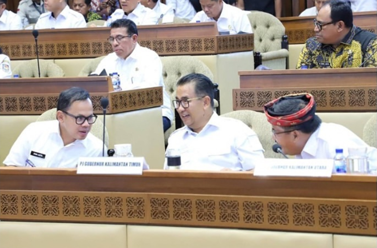 TPS Tersebar di Daerah Terpencil Kaltim, Distribusi Logistik Pilkada Pakai Helikopter