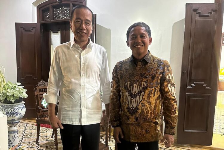 Raja Juli Sowan ke Rumah Jokowi di Solo, Bahas Kehutanan dan IKN