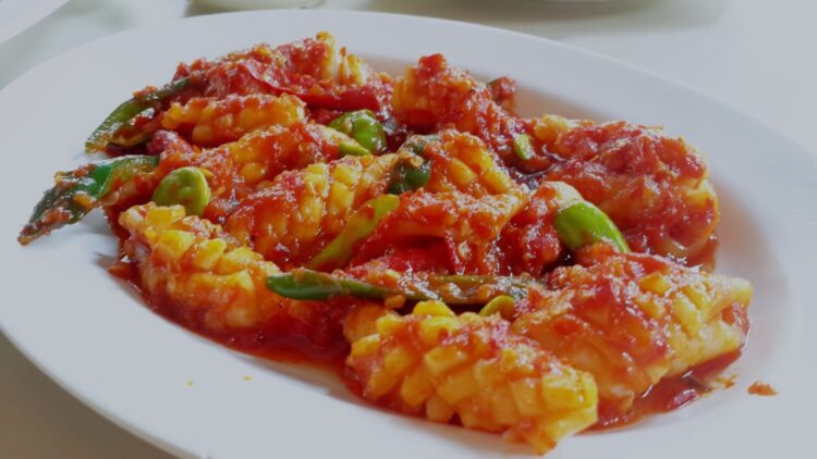 Resep Cumi Balado Petai Segar yang Menggugah Selera
