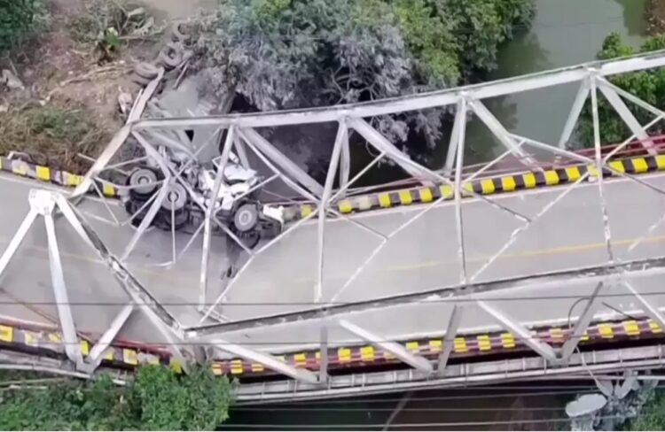 Jembatan Bailey Akan Gantikan Sementara Jembatan Busui yang Rusak Tertabrak Truk