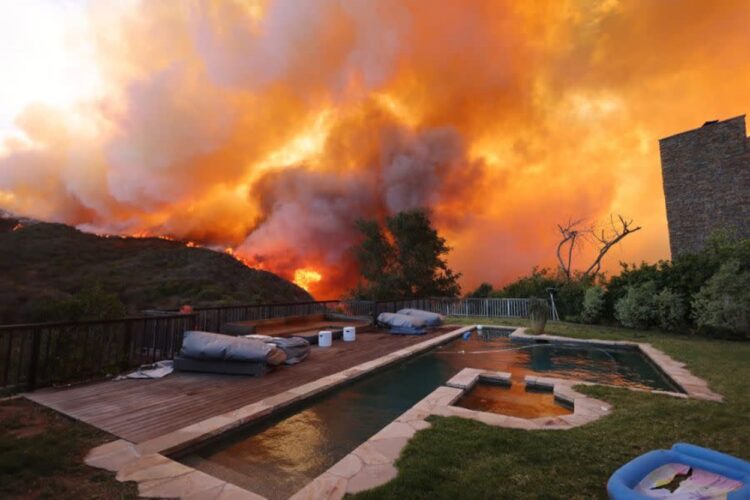 Rumah Milik Deretan Selebriti Hollywood Ini Hangus Tinggal Puing-puing Akibat Kebakaran Los Angeles