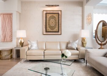 Warna Netral Paling Cocok Jadi Tema Desain Interior Ruang Tamu, Ini 3 Manfaatnya