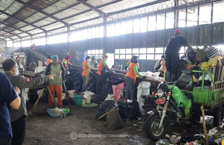 Upaya Jaga Serambi IKN Tetap Bersih, Pemkab PPU Tiru Pengolahan Sampah di Banyumas