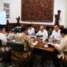 Presiden Prabowo Pimpin Rapat Percepatan Pembangunan IKN di Istana Merdeka