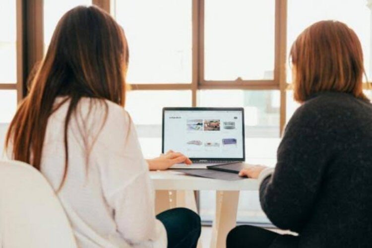 4 Cara Efektif Mengatasi FOMO dan Mengendalikan Pengeluaran