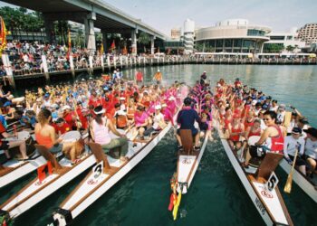 7 Lokasi Paling Spektakuler untuk Dikunjungi Saat Tahun Baru Imlek 2025, Ada Lomba Perahu Naga di Australia