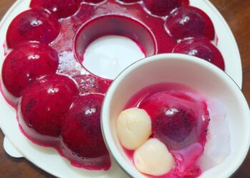 Cara Mudah Bikin Takjil Manis dan Segar, Puding Buah Naga Kembalikan Stamina Setelah Puasa