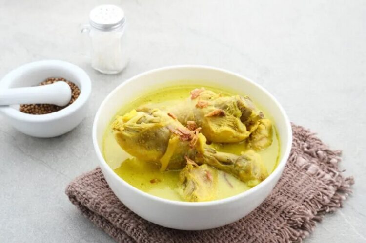Resep Opor Ayam: Hidangan Lezat yang Menggugah Selera