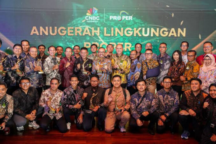 Fokus dalam Penerapan ESG Bawa Pertamina Patra Niaga Raih 12 PROPER Emas