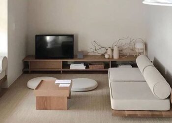 4 Gaya Ruang Tamu Lesehan Modern, Desain Minimalis yang Nyaman dan Estetis