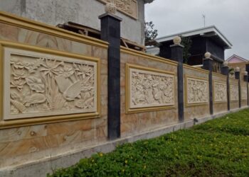 10 Inspirasi Desain Pagar Tembok Rumah Minimalis Modern