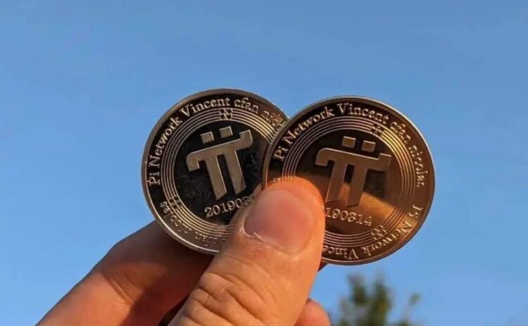 Logo Binance dan Pi Network, simbol potensi listing Pi Coin di bursa besar