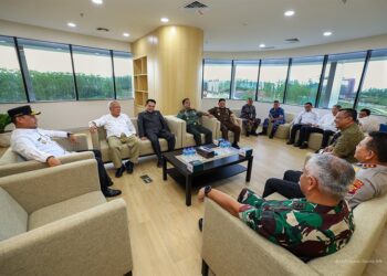 Pastikan Dukungan Lintas Sektor, Kepala OIKN Ikut Rakor Bersama Forkopimda Kaltim