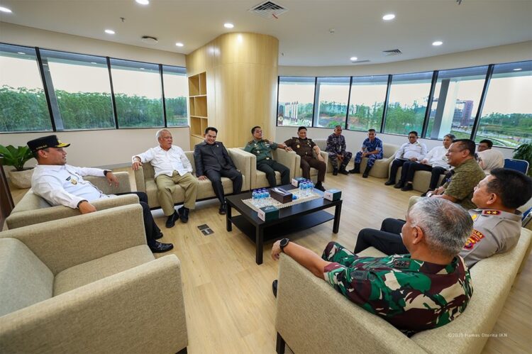 Pastikan Dukungan Lintas Sektor, Kepala OIKN Ikut Rakor Bersama Forkopimda Kaltim