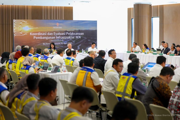 Rapat koordinasi dan evaluasi pembangunan infrastruktur IKN 2025 di Kantor Kemenko 3