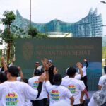 alan sehat dan senam aerobik dalam acara peluncuran program Nusantara Sehat di Plaza Ceremony, Ibu Kota Nusantara, April 2025.