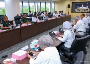 Delegasi Kementerian Pertahanan dan LPTTN meninjau lokasi pembangunan SMA Taruna Nusantara di IKN