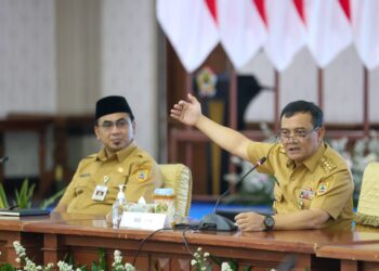 Tolak Kebijakan Dedi Mulyadi, Gubernur Jateng Ahmad Luthfi Ogah Kirim Siswa Nakal ke Barak TNI: Kenapa Harus Mengarang!