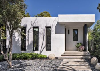 Rumah minimalis brutalis