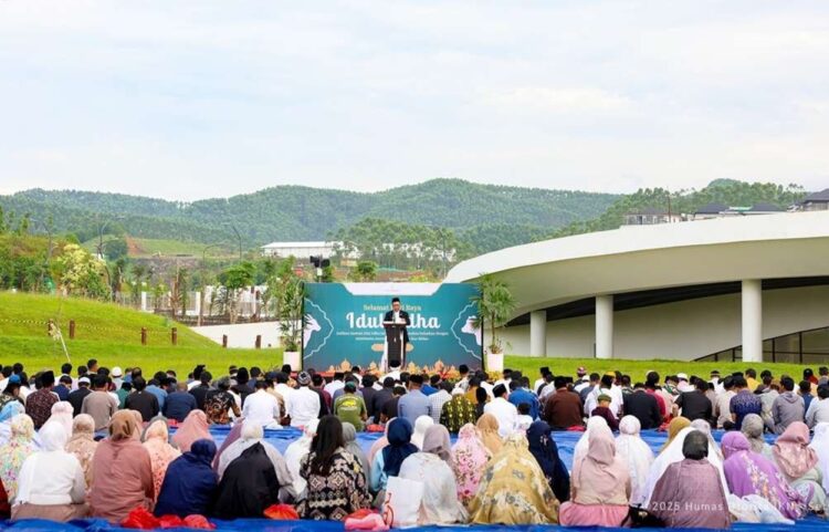 Masyarakat Sepaku Antusias Ikut Sholat Iduladha Perdana di Ibu Kota Nusantara