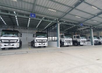 Truk Mercedes Benz Axor Euro 4, Tenaga Gahar Namun Tetap Ramah Lingkungan
