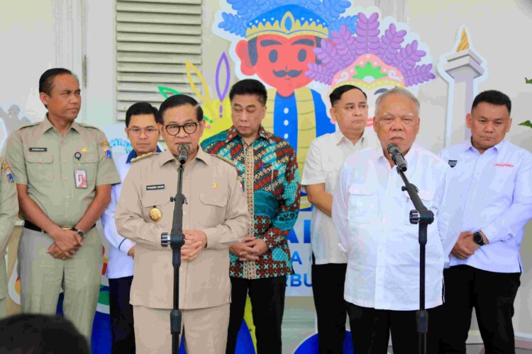 Gubernur DKI Jakarta Pramono Anung dengan Kepala Otorita IKN, Basuki Hadimuljono.