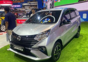 Daihatsu Sigra 1.2R Deluxe hadir dengan tampilan anyar.