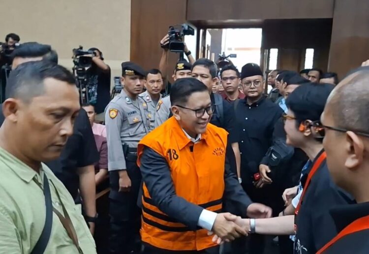 Hasto Kristiyanto dituntut 7 tahun penjara