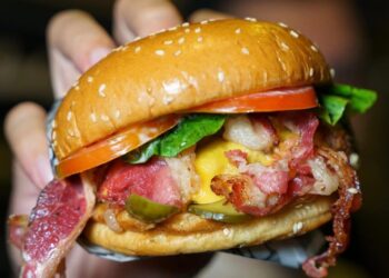 Burger Jakarta Makin Gila, Lawless Burgerbar Suguhkan Porsi Brutal