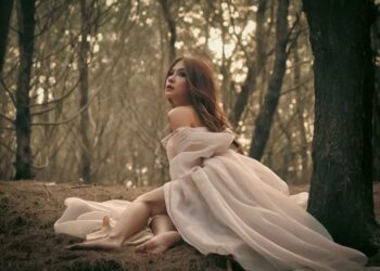 Ayura Yosih Hadirkan Lagu ‘Kembali’, Musik Pop yang Penuh Cerita dari Yogyakarta