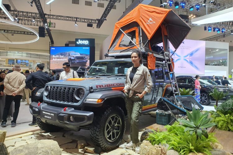 Kolaborasi Jeep x Eiger di GIIAS 2025, Hadir dengan Diorama Camping Ground