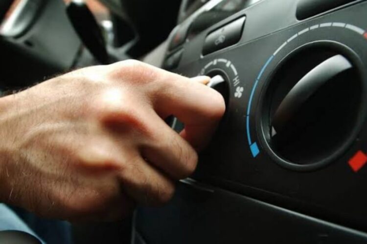 Langsung Menyalakan AC Full Setelah Mobil Panas Terjemur, Ini yang Perlu Kamu Tahu