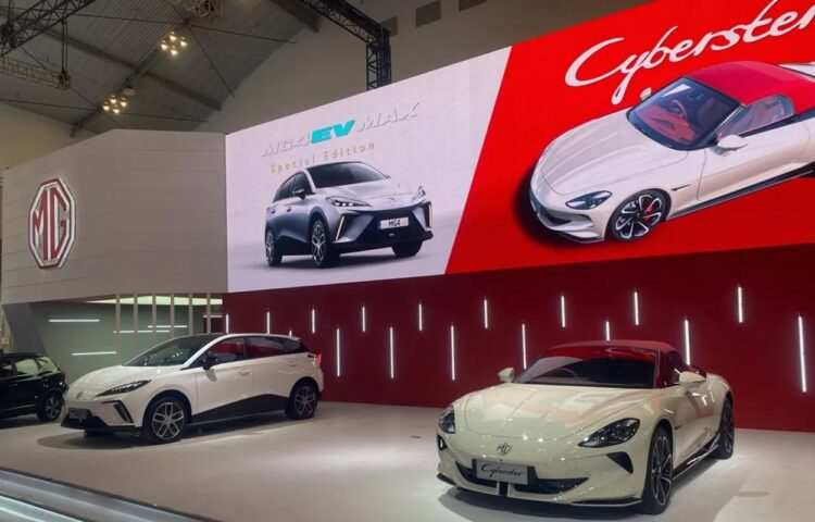 Hanya Tersedia 100 Unit, MG4 EV Max Mengaspal di GIIAS 2025