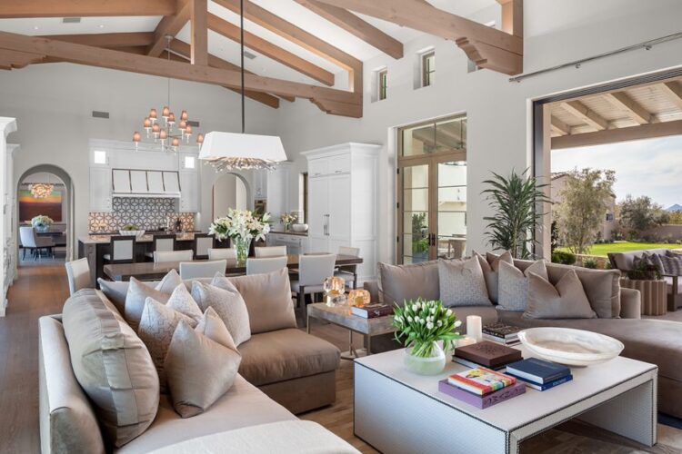 Custom Interiors, Solusi Hunian Stylish Modern Sesuai Karakter dan Gaya Hidup Anda!