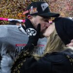 Travis Kelce Taylor Swift bertunangan